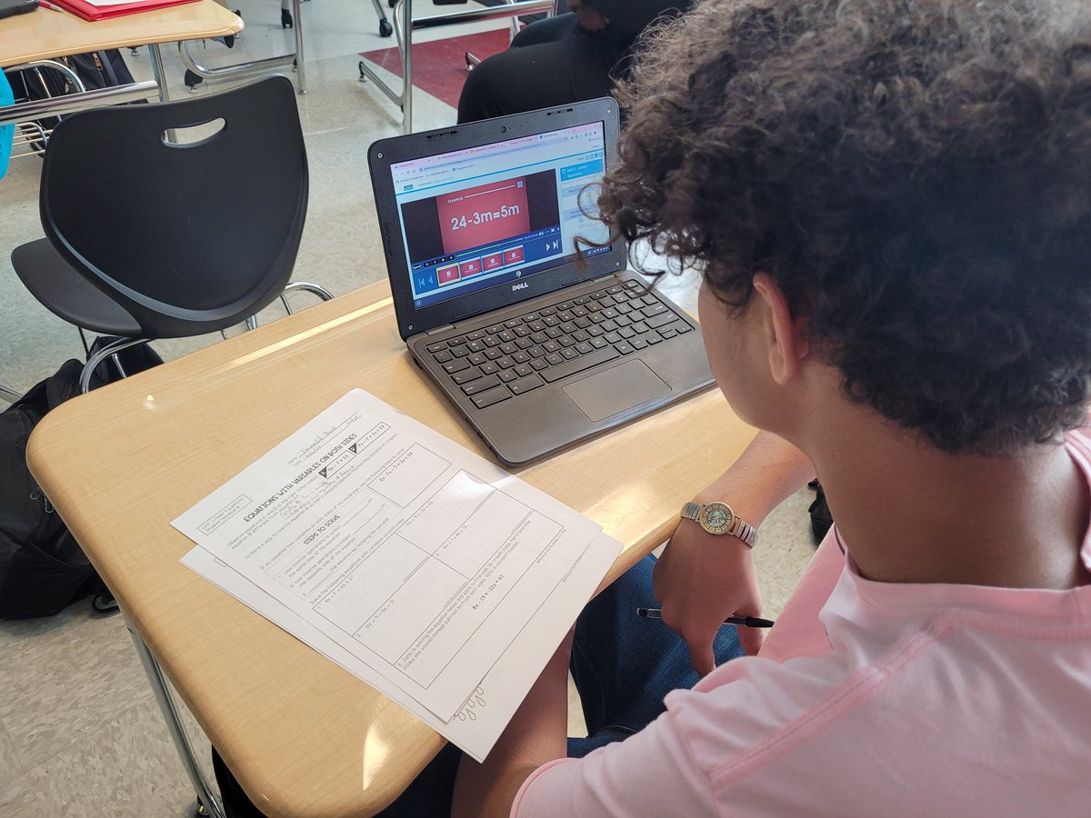 MrsJennBurdette's tweet image. Today Mrs. Pickens used Safari Montage &amp;amp; IXL Jams to Flip her classroom. @RAMiddle_RAMS #RAMSinspire #a5instruction