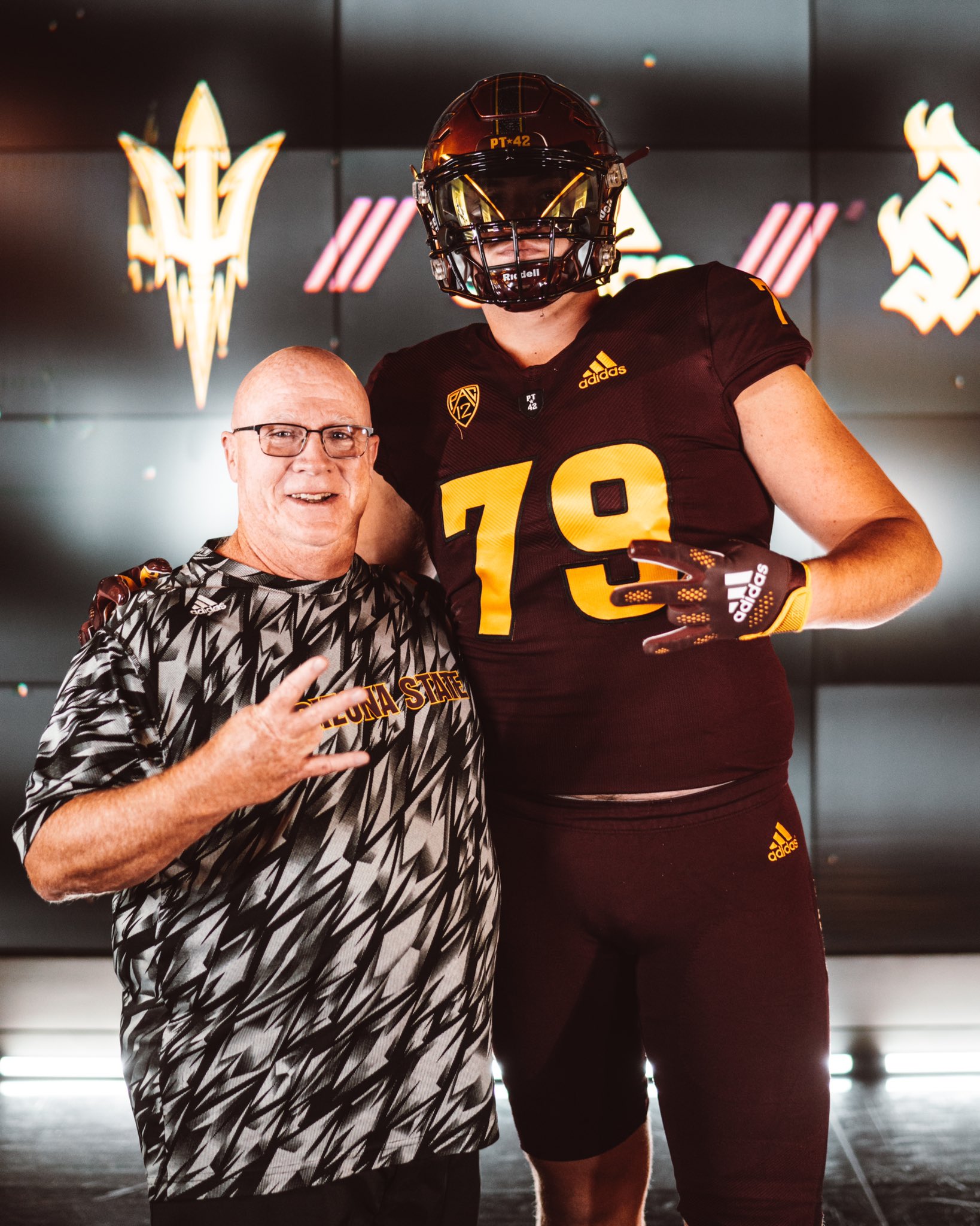 Davis Dotson on X I want to thank the entires staff at Arizona State for an amazing experience on my official visit CoachCavASU HermEdwards ASUFootball ForksUp Pac12 https t BFICYgfxsl X