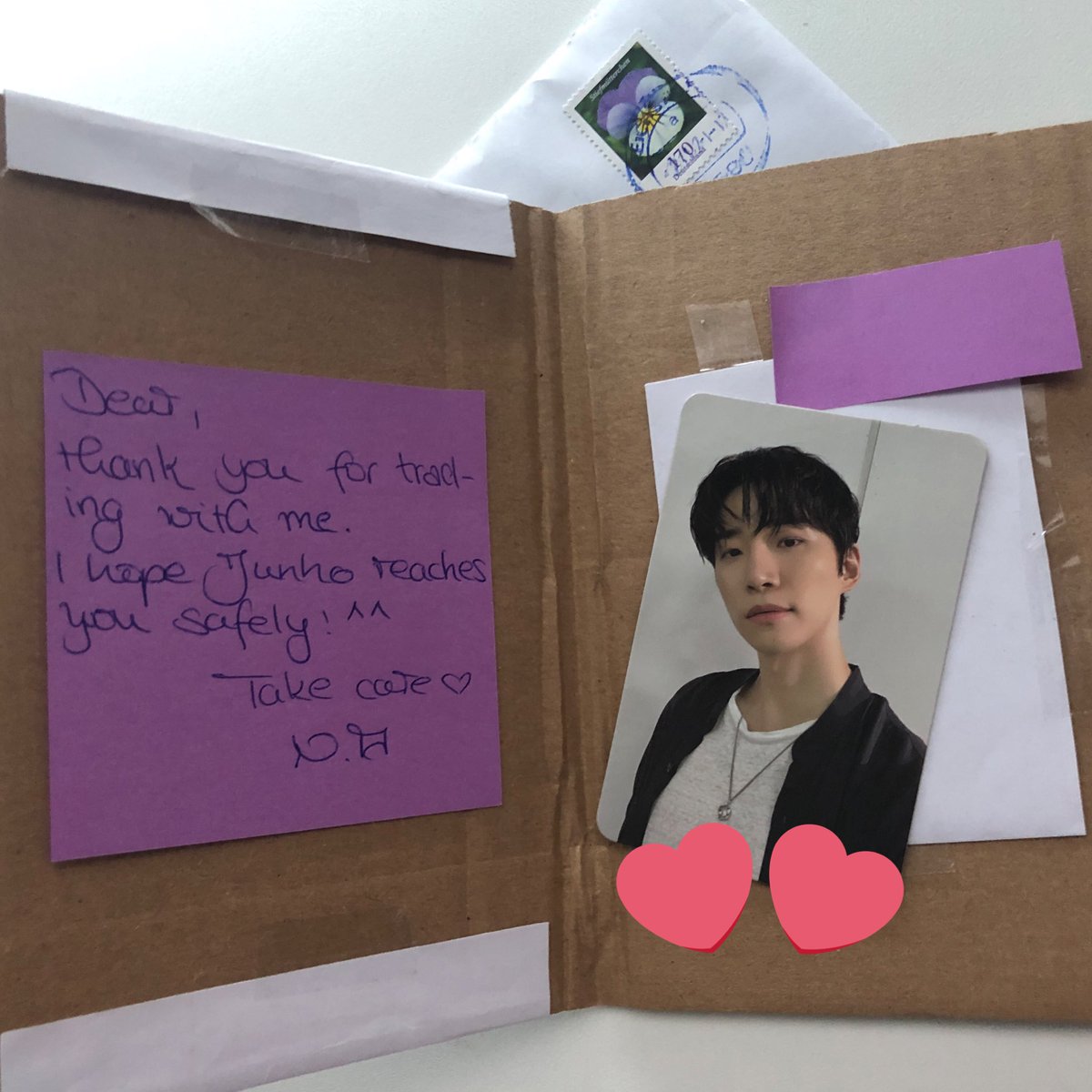 LJH63951216's tweet photo. @IstanChansung ๐Guess who came to my house (for once๐คฃ)? Thank you so much for trading @IstanChansung ๐๐ปโโ๏ธ๐
#Must #2PM #Junho #WTT2PM https://t.co/7LO4lvYB8G