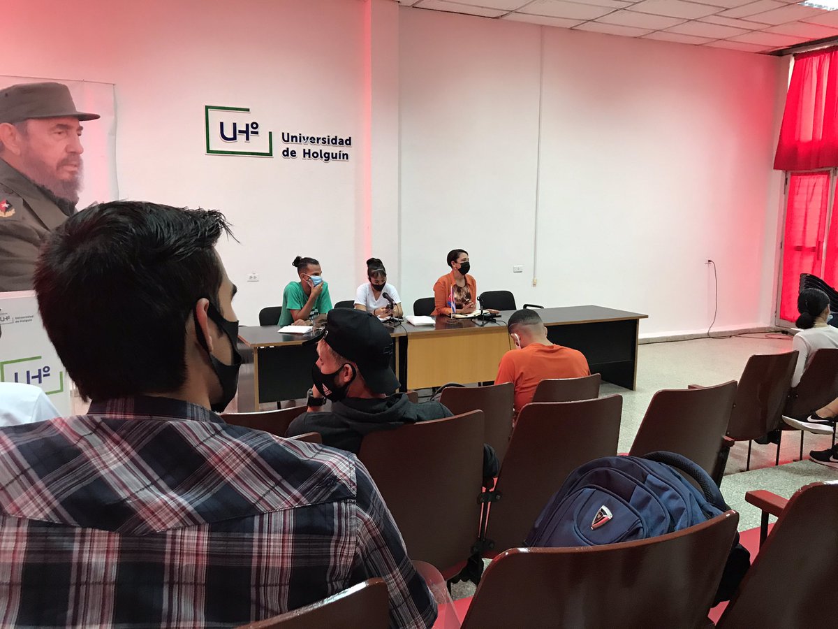 FACCEC_UHo's tweet photo. Reunion del consejo ampliado de la #FEU donde se hablaron temas importantes para nuestra comunidad universitaria. https://t.co/UZXmHU8CWd