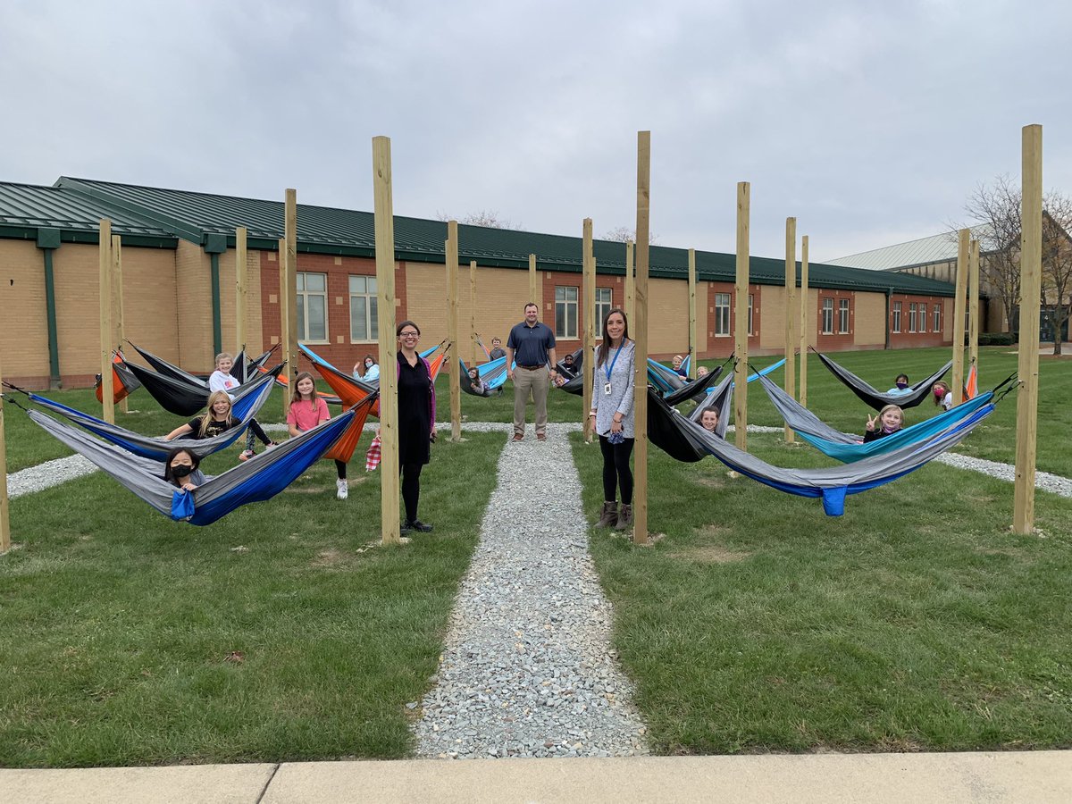 Andrea Thorne tweet media