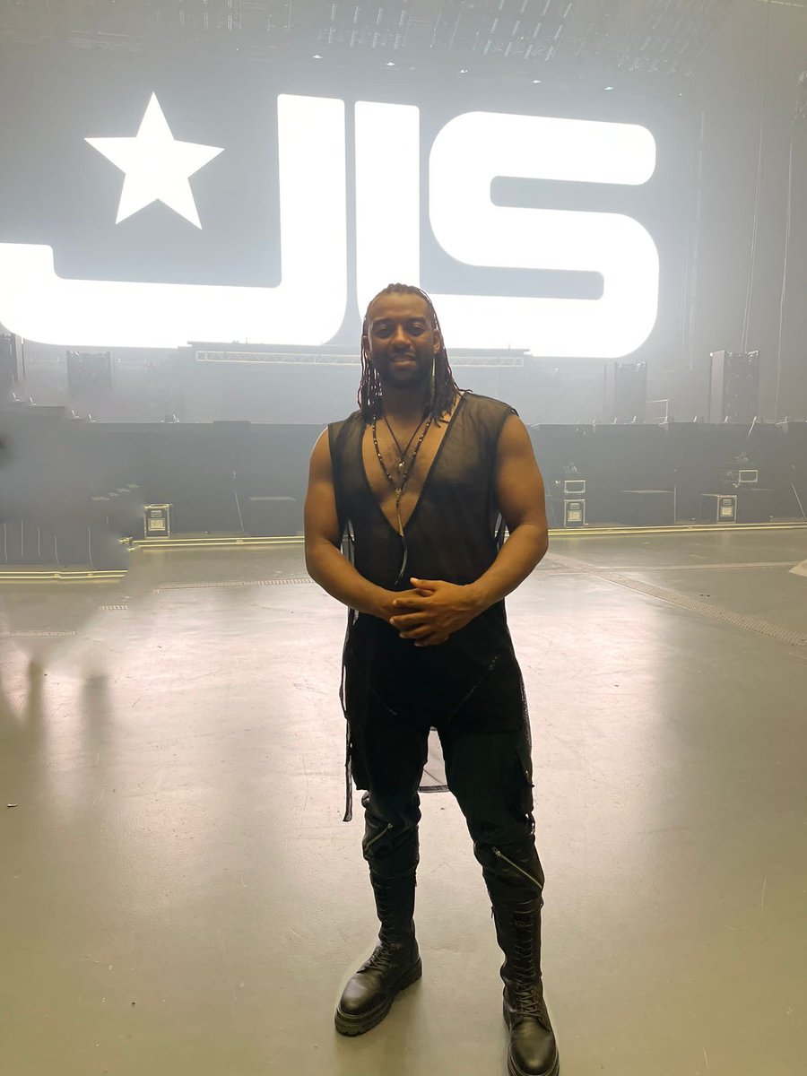 Oritsé Williams tweet media