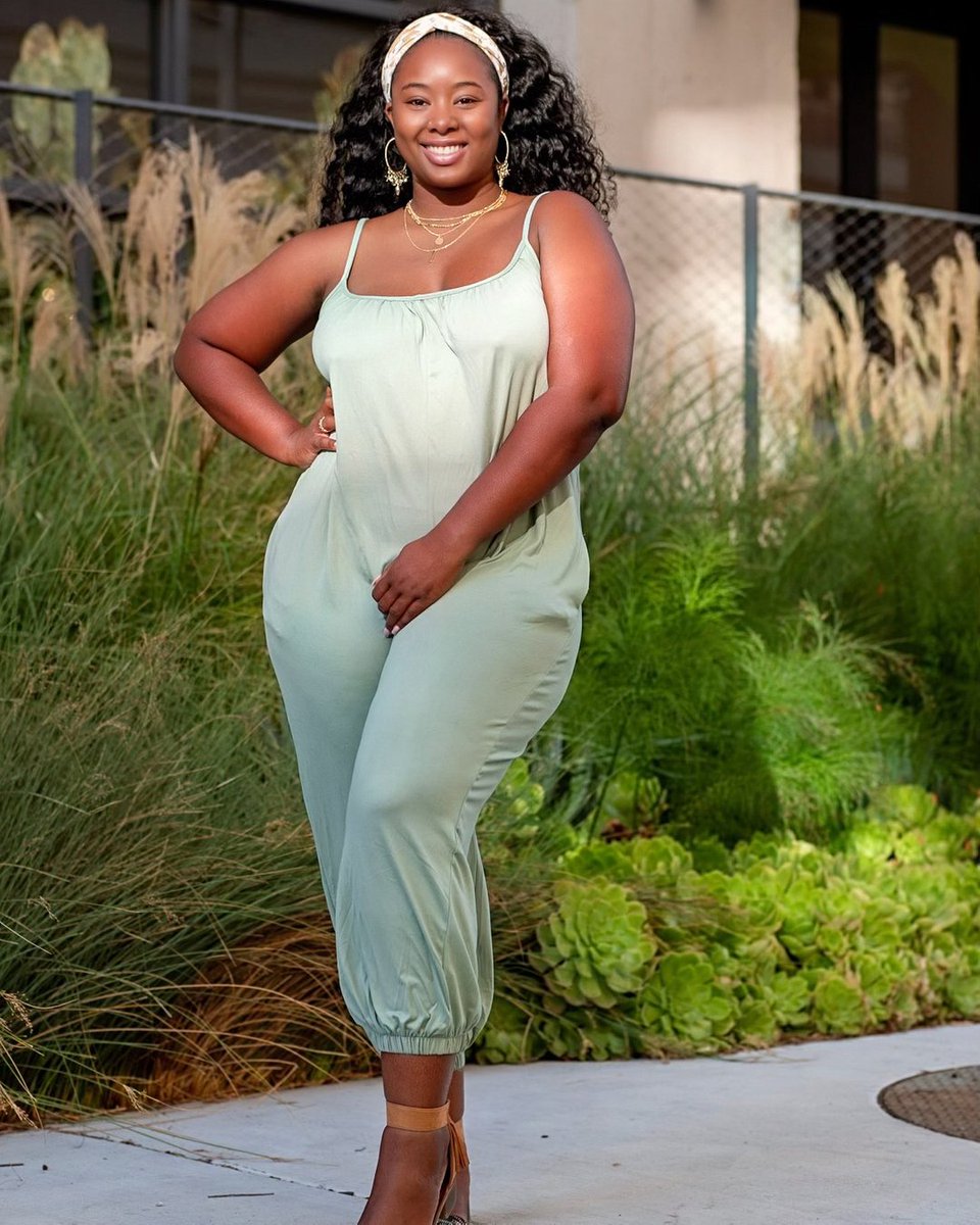 DPassionista's tweet photo. The Wanderlust Collection has a new gem ! The SFO  jumpsuit is perfect for the woman on the go &amp; doesn’t compromise style! 😉 https://t.co/N1JCmffI3F