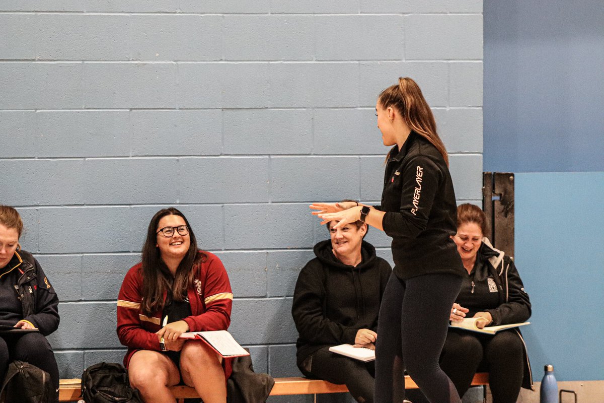 SurreyStorm's tweet photo. Another successful Coaching for Coaches session 👏

This week Storm Head Coach @mikki_austin delivered  a session on the use of body and screening. If you want to get booked onto next weeks masterclass hit the link below below ⬇️

🔗 https://t.co/1zYV2muOdI https://t.co/dEisXfrDaF