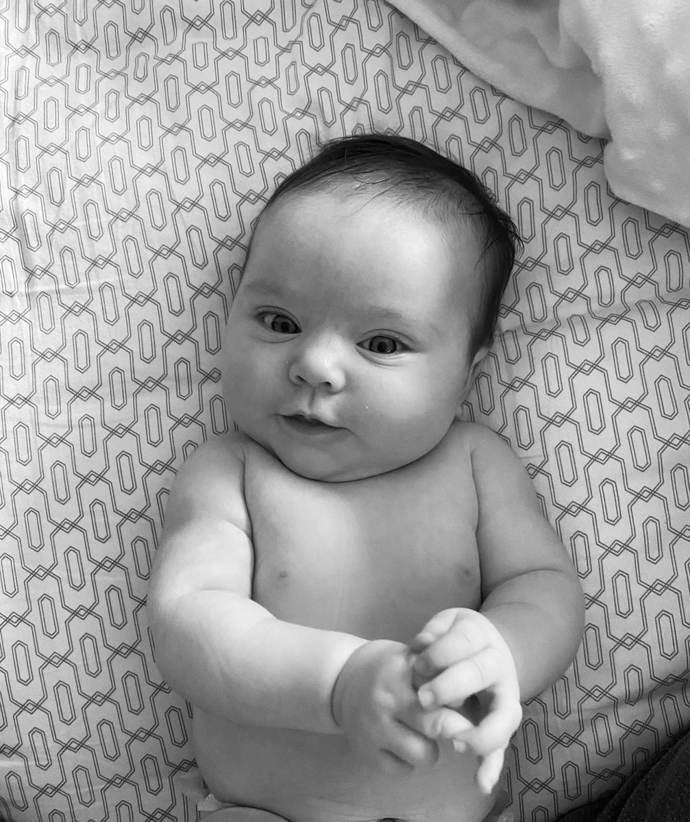JessicaBarr101's tweet photo. Hey cutie 🥰 mommy loves you https://t.co/zyrV2yE2D8