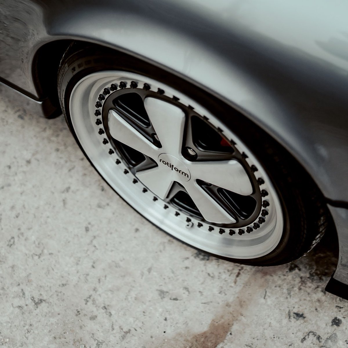 AutoFinesse's tweet photo. Could this be the most iconic 911?
#autofinesse #porsche #porsche911 #rotiform #teamaf #carsofinstagram #iconic #detailersfuel #stance #stancenation #rotiformwheels https://t.co/N0ks2HE15b