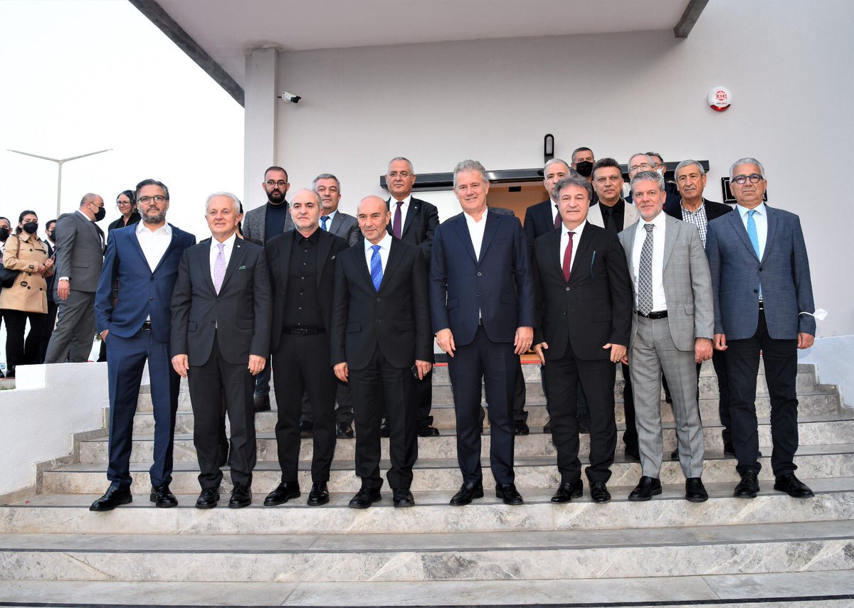 Bornovamızda bulunan İzmir MTK Sitesi yeni hizmet binası açılışını gerçekleştirdik. Site yönetim kurulu başkanı değerli dostum Abdullah Salkım özelinde tüm site yönetimini kutlarım. Birlikte gerçekleştirdiğimiz projeler artarak devam edecek.