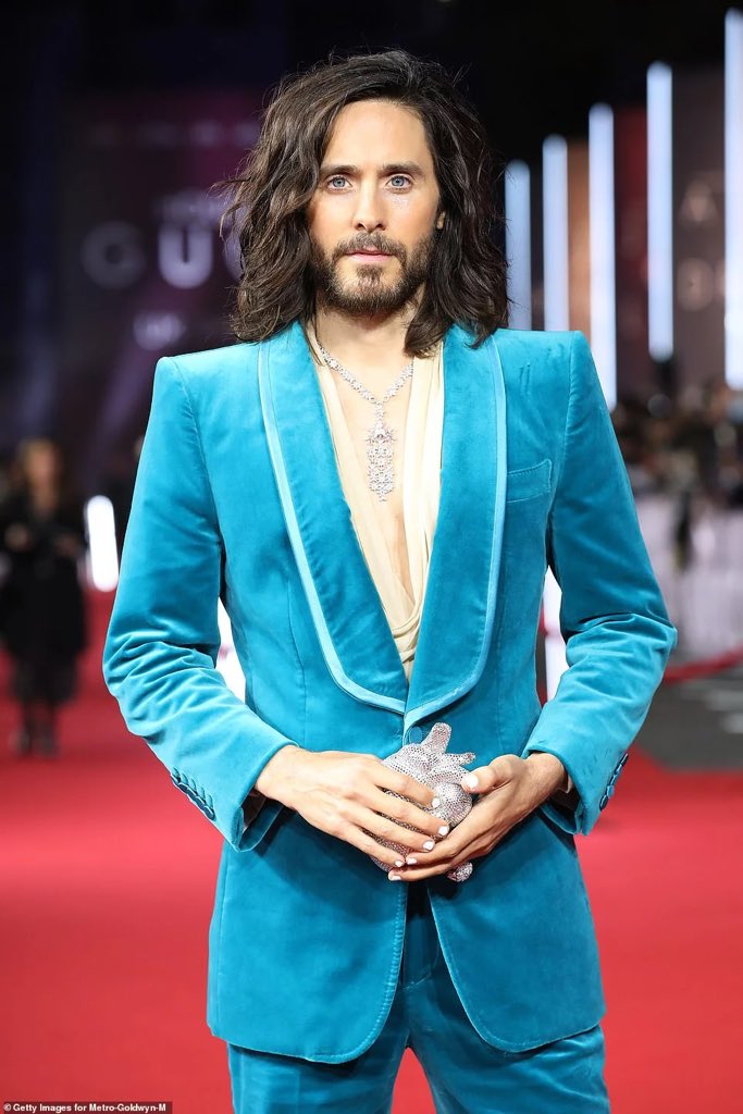 whrmedia's tweet photo. Джаред на премьере «Дом Гуччи» https://t.co/iSU3VpVAjn