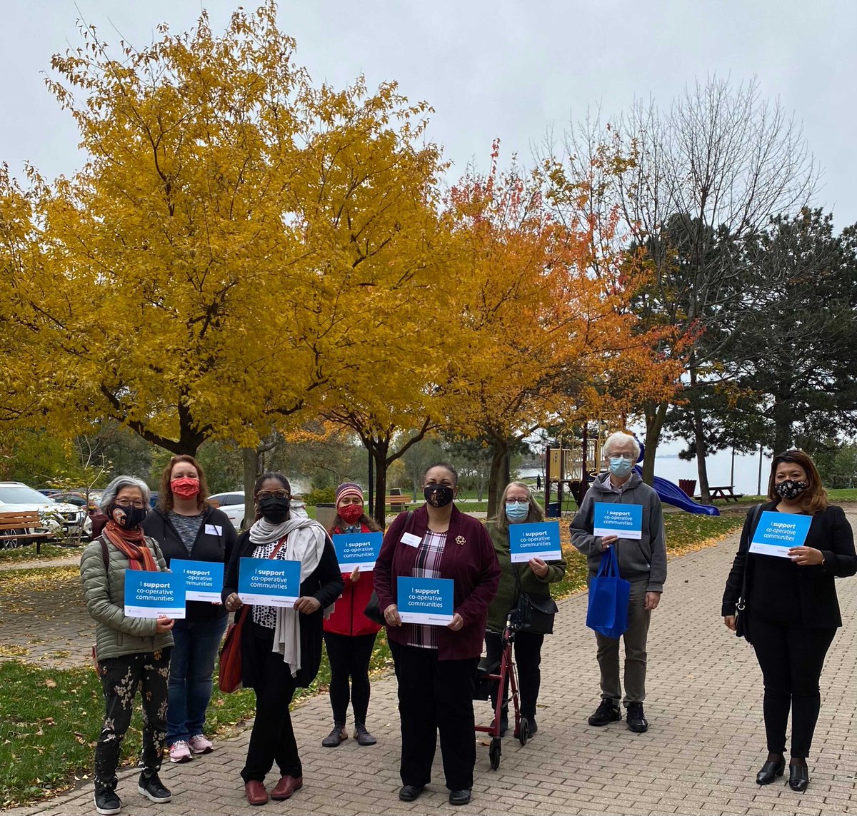 CHFCanada's tweet photo. Thank you Minister @SteveClarkPC for touring Mimico Co-operative Homes with us today. We look forward our continuing work together to ensure Mimico Co-op, and co-ops like it all across ON, can continue to provide good-quality affordable housing to Ontarians. #fixtheformula4coops https://t.co/b6Wmr68ptV