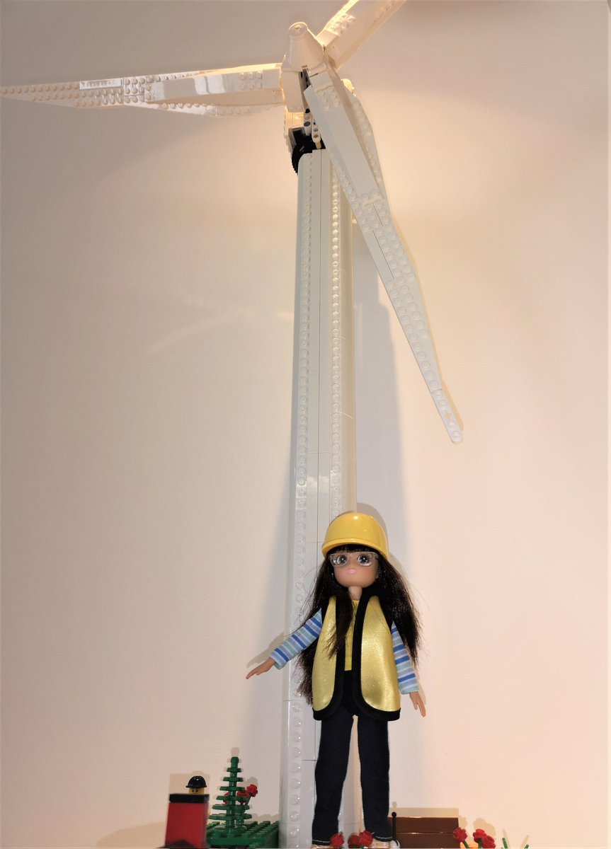 LorryBonnets's tweet photo. It's Tomorrow's Engineers week & #gender day at #COP26 & the #WESLottieTour is on again! Remembering her visit to @ORECatapult to learn about offshore renewable energy & Skippering the @Blyth_Tall_Ship ⛵
#WomenInSTEM #TEWeek21 @WESECB1919 #LottieTour #EngineerOnAMission https://t.co/RpL5ufPDuU