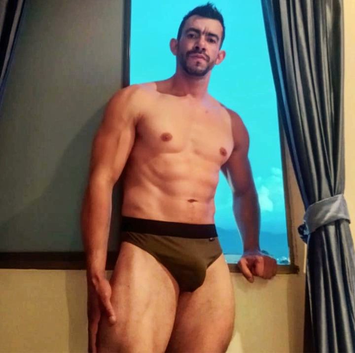 Michael38326549's tweet photo. #OnlysFans #FitnessModel #onlyfabs #boy #HotTrendingSongs 

https://t.co/C5VZY0v9us https://t.co/R7CxrVfAw9