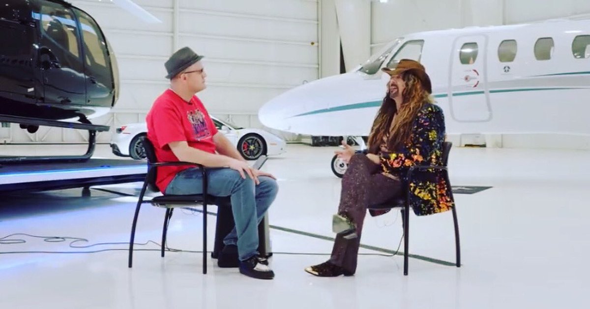 youtu.be/mkXPz6hV1cM

My brand new interview with <a href="/professorofrock/">Professor</a> is NOW LIVE!!!! Click the link in my bio now for part 1 :)
Please let me know what you think 🙏 It was one hands down of my absolute fave interviews ever!! 🤘🏻🤘🏻