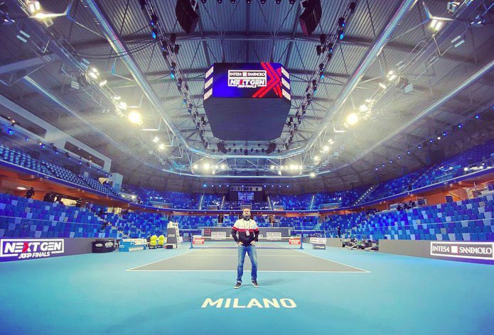 carlettoweb's tweet photo. Da oggi inizia un mese totalmente dedicato al tennis: fino a sabato le #NextGenATPFinals a #Milano da domenica le #ATPFinals a #Torino e poi sempre a Torino la #CoppaDavis 🎾 🎙 #Mc #Speaker https://t.co/y6pEdyJPze