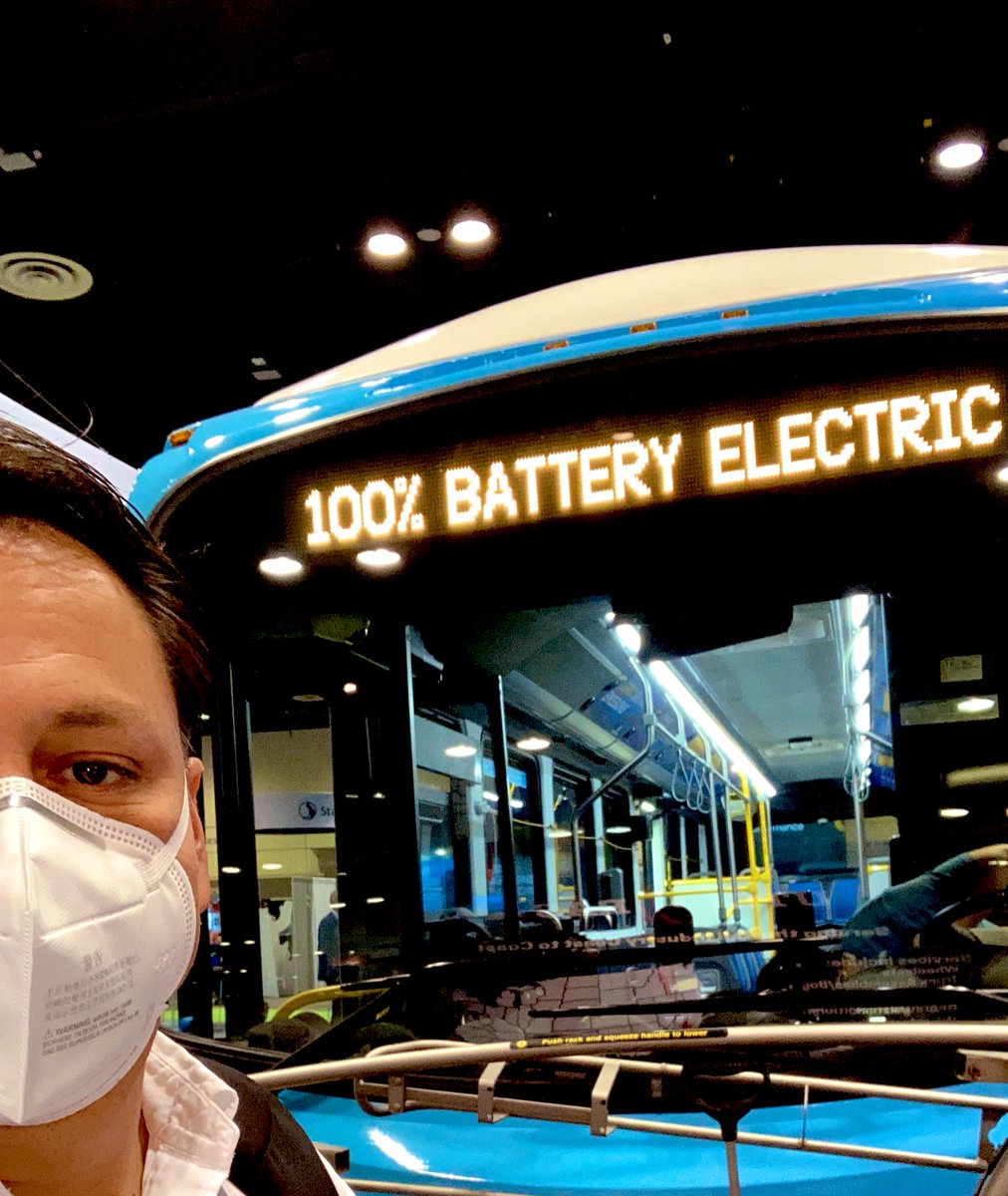 pedropaladines's tweet photo. El momento de transporte eléctrico ⚡️ ha llegado, la ciudades necesitan transporte masivo limpio y sin emisiones… es hora de chatarrizar el bus tipo y pasar al bus cama baja y eléctrico ⚡️ #Quito https://t.co/e1181lyS4D