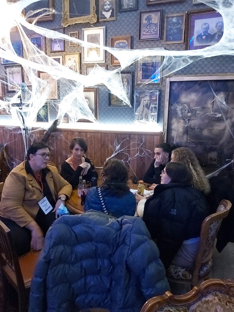 🤩 C’est parti pour notre 1ère soirée étudiante Grand Est ! 🤩

Plus de 200 étudiants à la rencontre des experts comptables pour partager une soirée Escape Game entre Nancy, Reims et Strasbourg ! 🥳 

#OECGrandEst #EscapeGame