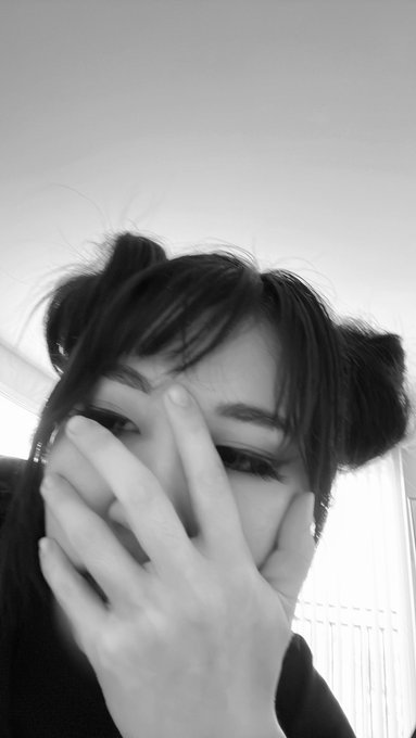 he went from &ldquo;LMAOOO&rdquo; to &ldquo;Lol&rdquo; i lost.. https://t.co/VPkGinqe4N