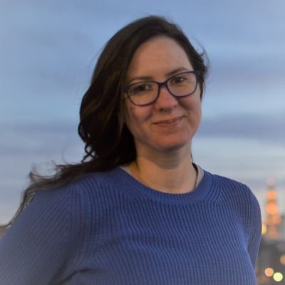 LaUneok's tweet photo. #Ahora hablamos con  @DianaEspanol jefa de gabinete de la Secretaría de Planeamiento y Políticas y Coordinadora del #ProgramaRAICES en 
@ciencia_ar 
 
🎙️#Esporahí👉📻https://t.co/L8BUsqCkgy https://t.co/tBPjMBbbXN