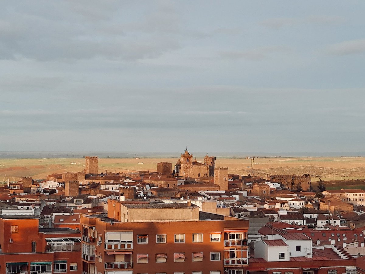 iciaralbarran's tweet photo. Es que Cáceres es magia https://t.co/aOO2uEWI13
