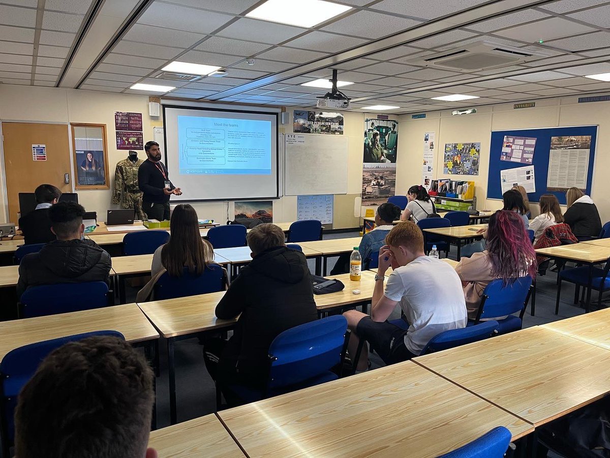 AndoverPublic's tweet photo. Student Watch - It was a great afternoon having Helal Ali from @vcs_hiow (Victim Support). The students loved hearing how Victim Support supports victims of crime. #victimsofcrime #andoverpublicservices #studentwatch #hampshireconstabulary @AndoverPolice @Andovercollege https://t.co/6Sbb9D1KG2