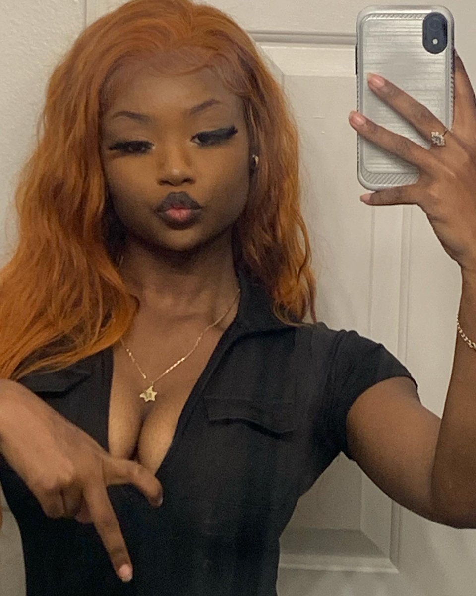 407bia's tweet photo. black gingers>>>>>👩🏾‍🦰 https://t.co/XP0VBwLMZL