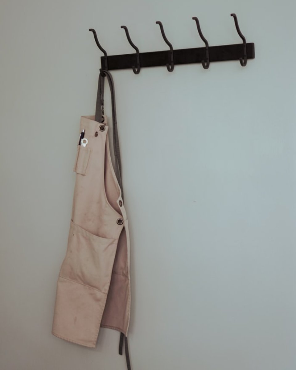 We get it, sometimes you're just not in the mood to cook -- that's where we come in! So hang up your apron for the day, and stop by for a delicious meal that's sure to satisfy. 😊 #LosChilangos