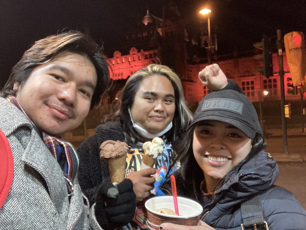 AnakbayanUK's tweet photo. Pretty chilly up here in Scotland, but #KaOris loved sharing ice cream so🍦
#KaOrisLives https://t.co/V3seceAUnp