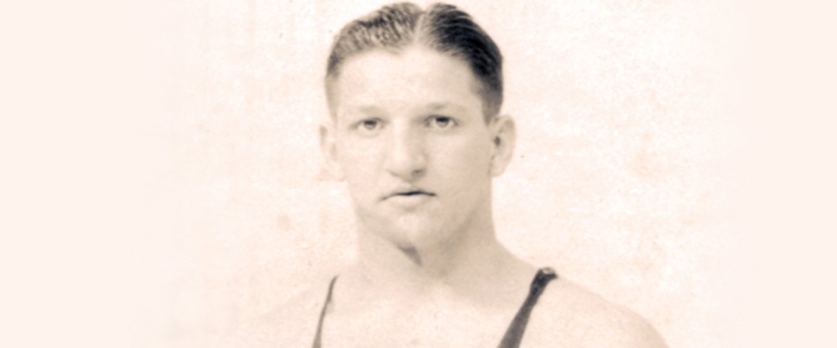 RUSwimDive's tweet photo. Rutgers swimming legend &amp; Athletics Hall of Famer George Kojak was recognized as one of the 100 Greatest Swimmers &amp; Divers of the Past Century.

Read more about George's career >> https://t.co/65fyjw3Xpq

#GoRU ⚔️ | #RutgersPride | #cscaa100 https://t.co/Dor3LWxdjI
