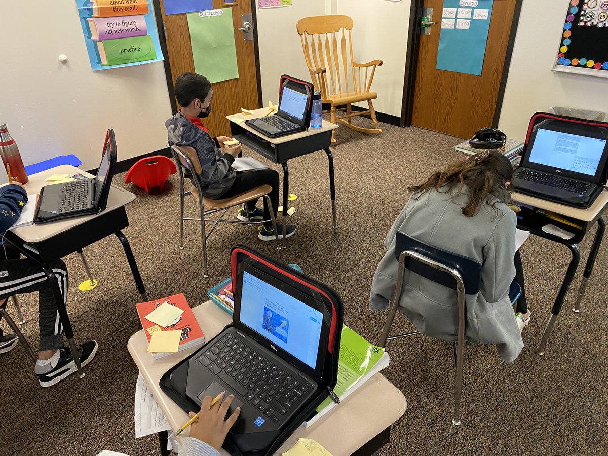 Sarah Salemi tweet media