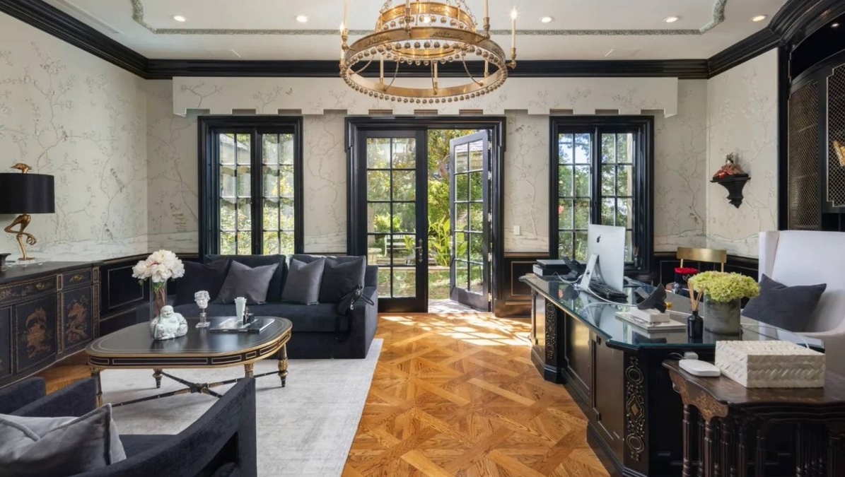 LenihanSIR's tweet photo. Communicate your value: how agents stay relevant amidst rising FSBOs – In this seller’s market, it’s more important than ever to communicate the value of an agent’s expertise. https://t.co/YtRWkZe4Zf 

#sothebysrealty #lsir #lenihansothebys #inman #realestate #luxury #luxuryhomes https://t.co/WNordMheh7
