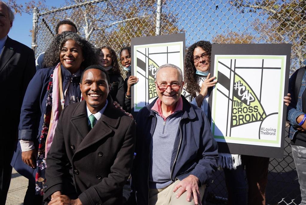 nilkamartell's tweet photo. At today's press conference in support of @lovingthebronx 's campaign to #CapTheCrossBronx @SecretaryPete come visit the Bronx soon! Special thank you to @FannieLouHS 🧡🤍💙 https://t.co/xjysEKhZ9U