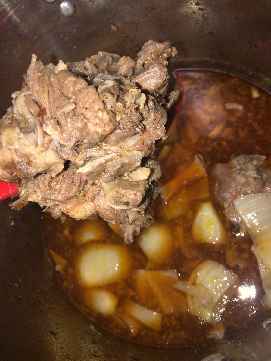 _niyamo's tweet photo. I’m selling boiled peanuts cooked in Turkey neckbones! 
All week in Columbia yall hit me up! 
$8 (+$3 if I gotta bring it to ya!) lol
cashapp: $niyakenny https://t.co/HQxg4upUZT