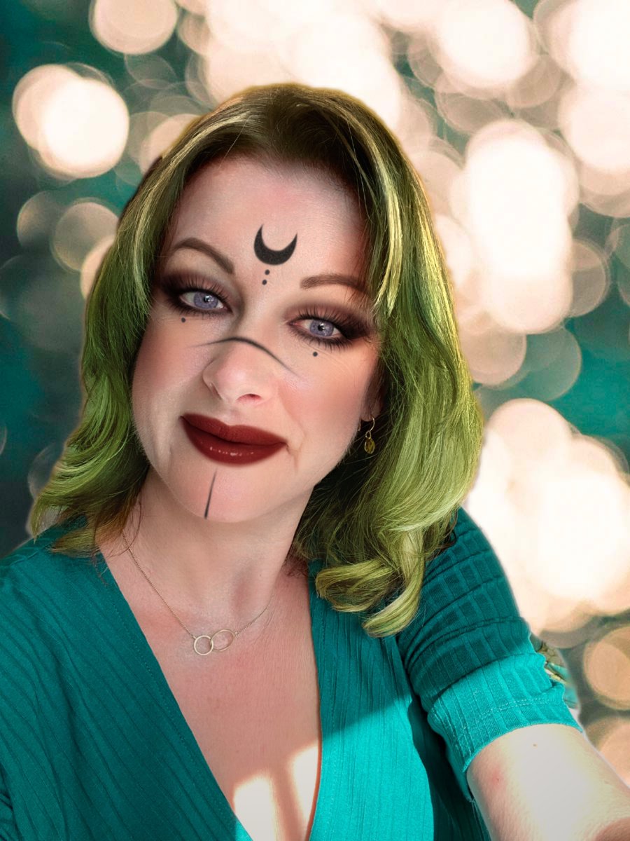 May have gone slightly filter crazy with this #magicalselfie #KidsAwardsChat Apparently I'm not allowed to win #nofair