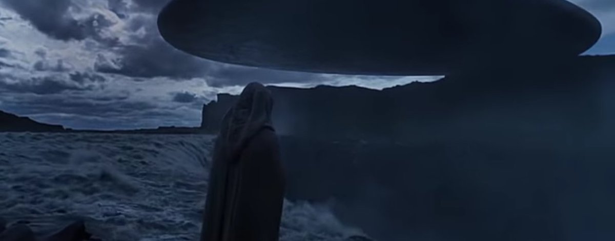 Sandraxs's tweet photo. "Un Rey tiene su reino y, luego, fallece. Es inevitable. Ese...es el orden natural de las cosas." #Prometheus 💖🔥✨ https://t.co/ZvvXVayWvX