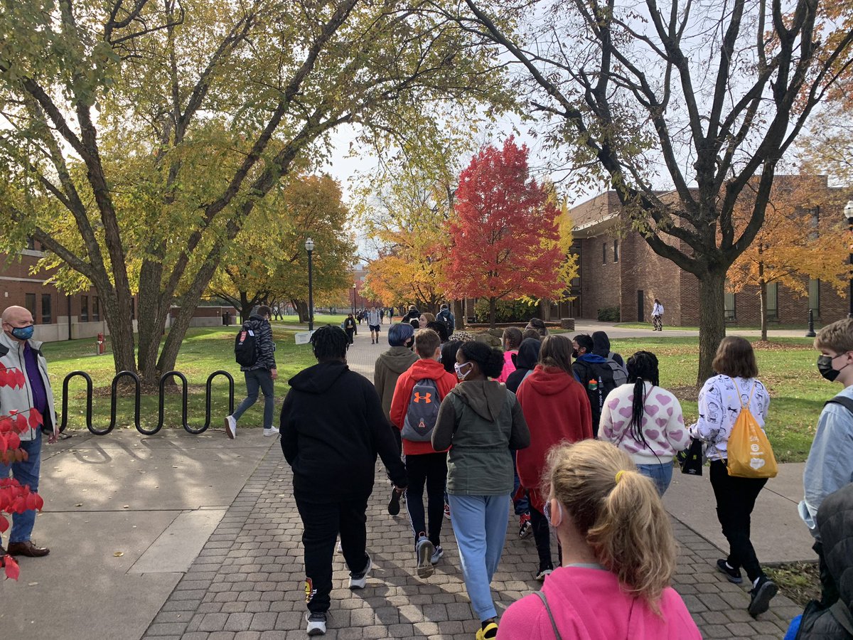NorthviewAVID's tweet photo. Thank you to Indiana State University for giving us the Sycamore experience! @indianastate #MoreToBlue #VisitState https://t.co/ghnyLBf1oD