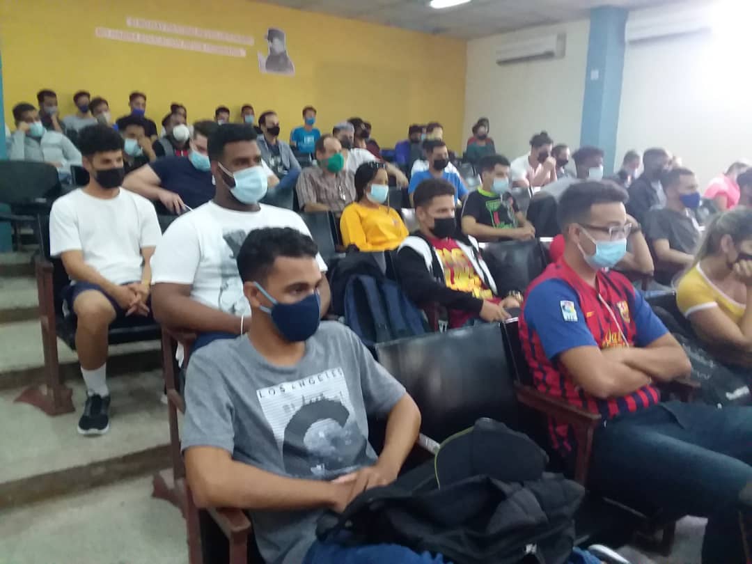 Santiago Lajes Choy tweet media