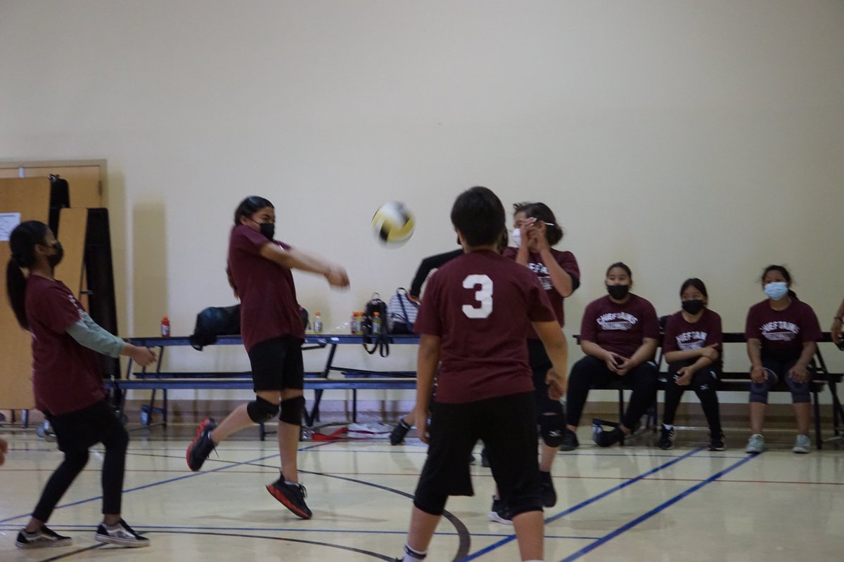 AlisalUSD's tweet photo. Congratulations, Alisal USD athletes! @3Rscholars  placed 1st flag football at Saturday's tournament. @BardinSchool were 2nd, @dr_loyalions 3rd. In volleyball, @e_steinbeck was 1st, @Go_ChavezEagles  and @VRBEagles 3rd. Great job, everyone! You make us #AlisalStrong #AlisalFuerte https://t.co/ulLNjMTlCw