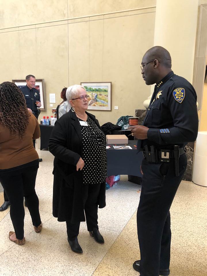 cityoftracy's tweet photo. We hosted a Networking Mixer with the @TracyChamber223 this morning &amp; it was a pleasure to connect with our business and community leaders again in person! ICYMI, we'd still love to connect with you: https://t.co/yl2UBTWd50.  

#ThinkInsideTheTriangle #SupportTracy https://t.co/kPkv1EnkIJ