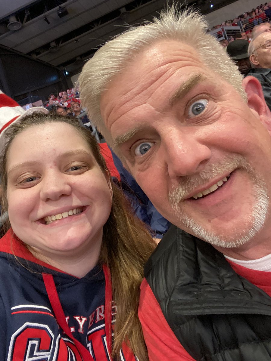 CJClary1998's tweet photo. Go UD!! #dayton6th @DaytonFlyers https://t.co/QJd3EPdMHu
