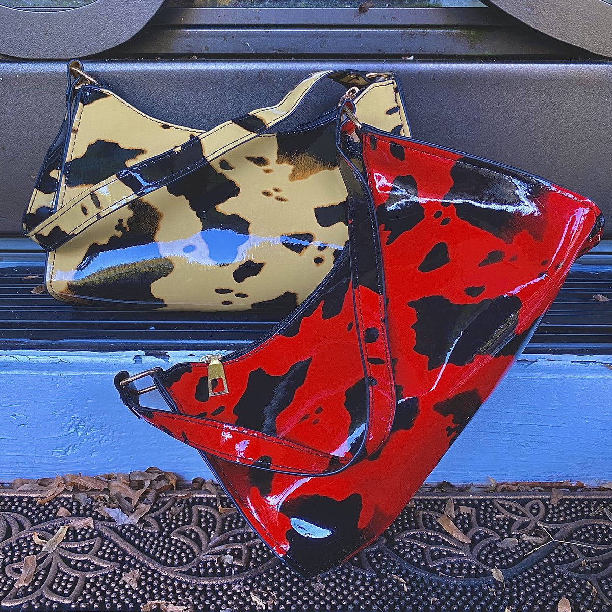 SHOPTTC's tweet photo. New arrivals!! Giving perfect fall/winter vibes 🥰 @SHOPTTC
Cow print bags now available! https://t.co/mmBqjADjdn (RT’n is a form of support as well 😉) https://t.co/0RbLMiGOaH