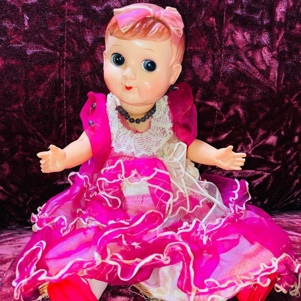 tokioretro's tweet photo. 身長28cm
#vintage #セルロイド人形 #昭和レトロ #デコちゃん #retrodoll #人形 #deco #japanesedoll #kewpiedoll #celluloiddoll #dollstagram #vintagedoll https://t.co/bmRdM0AsUE https://t.co/1fhI6fDAVc