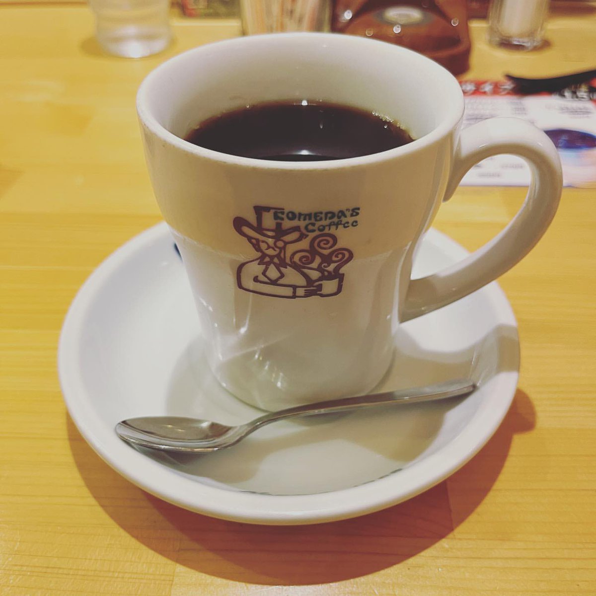 EmEyj8's tweet photo. 今日は、

コメダ珈琲

来たけど、
りんが朝やることあって
ぼっちだから

軽く稼いだら、
りんのこと迎えに行って
ランチ行こーっと！☺️

#コメダ珈琲 https://t.co/xaZUmG7ZBv