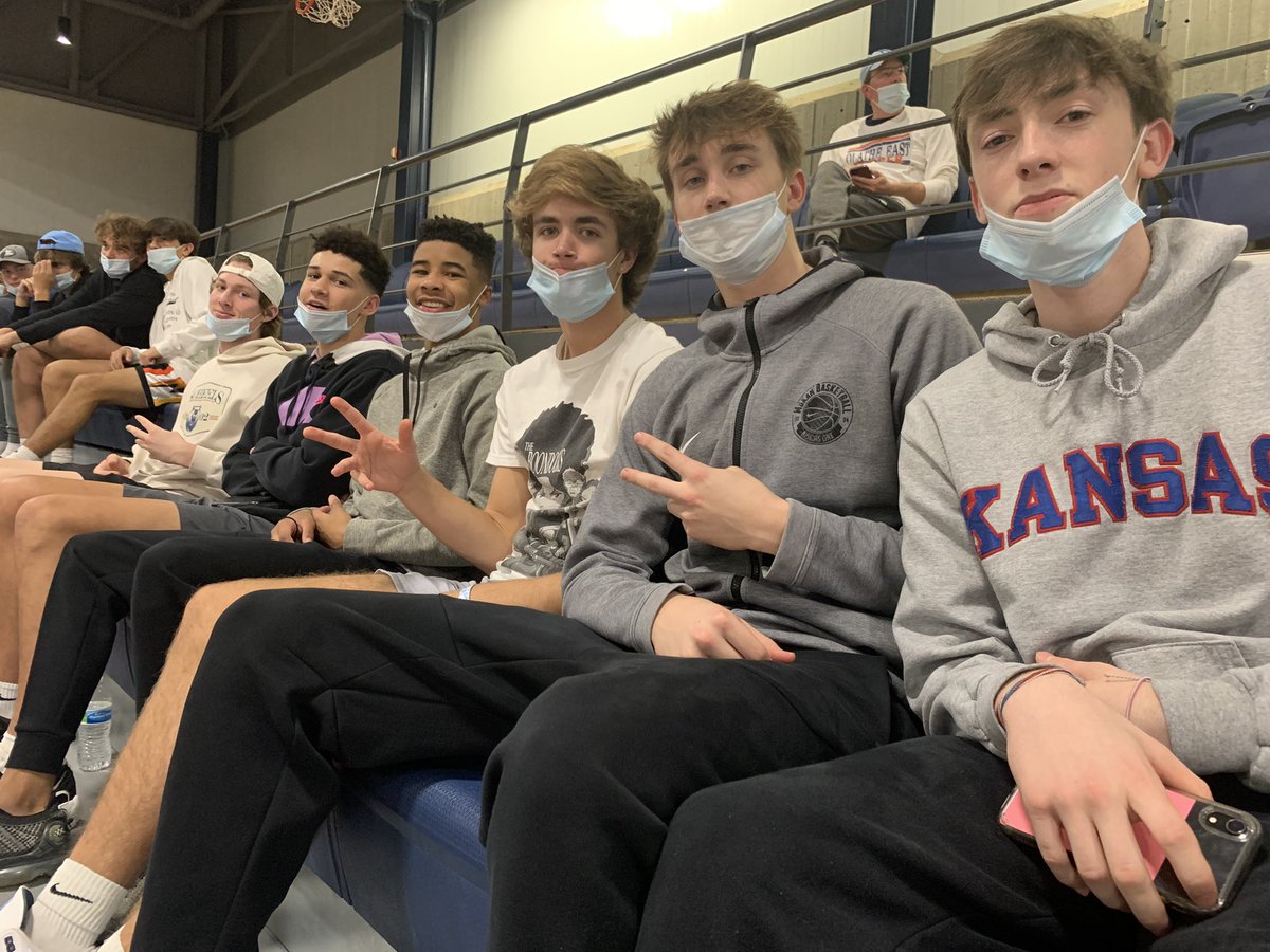 Watching JCCC take on Baker tonight.  Former Owl Tommy Faseru playing for Baker!