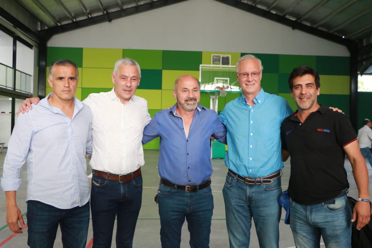 Daniel Gollan tweet media