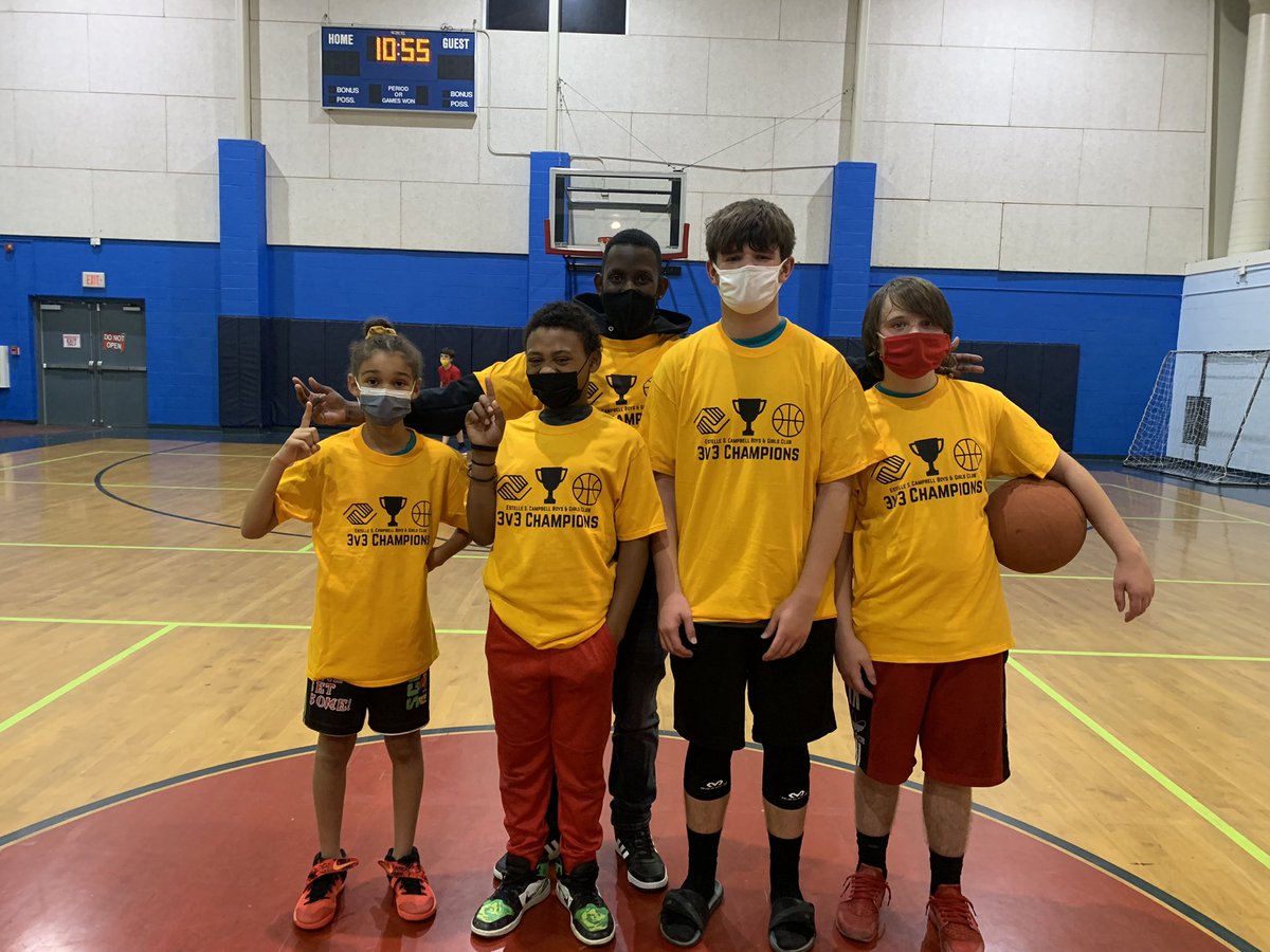 bgcwpa_sports's tweet image. Congratulations to the Estelle S. Campbell Clubhouse’s 3v3 Hoops Champions in our D2 (ages 11-13) and D1 (ages 8-10) leagues! 🏀🏆 #bgcwpa #3v3hoops