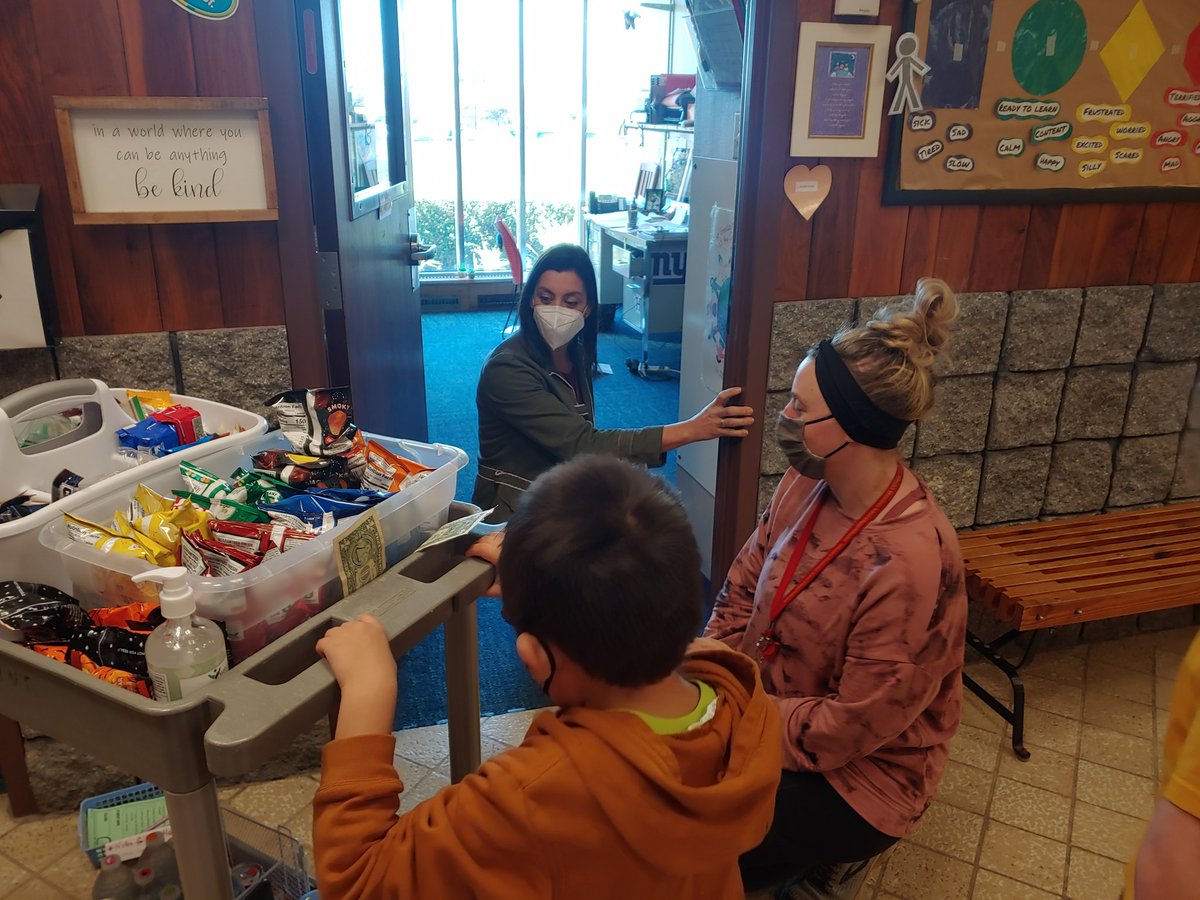 Trinh Ha Hawkins tweet media