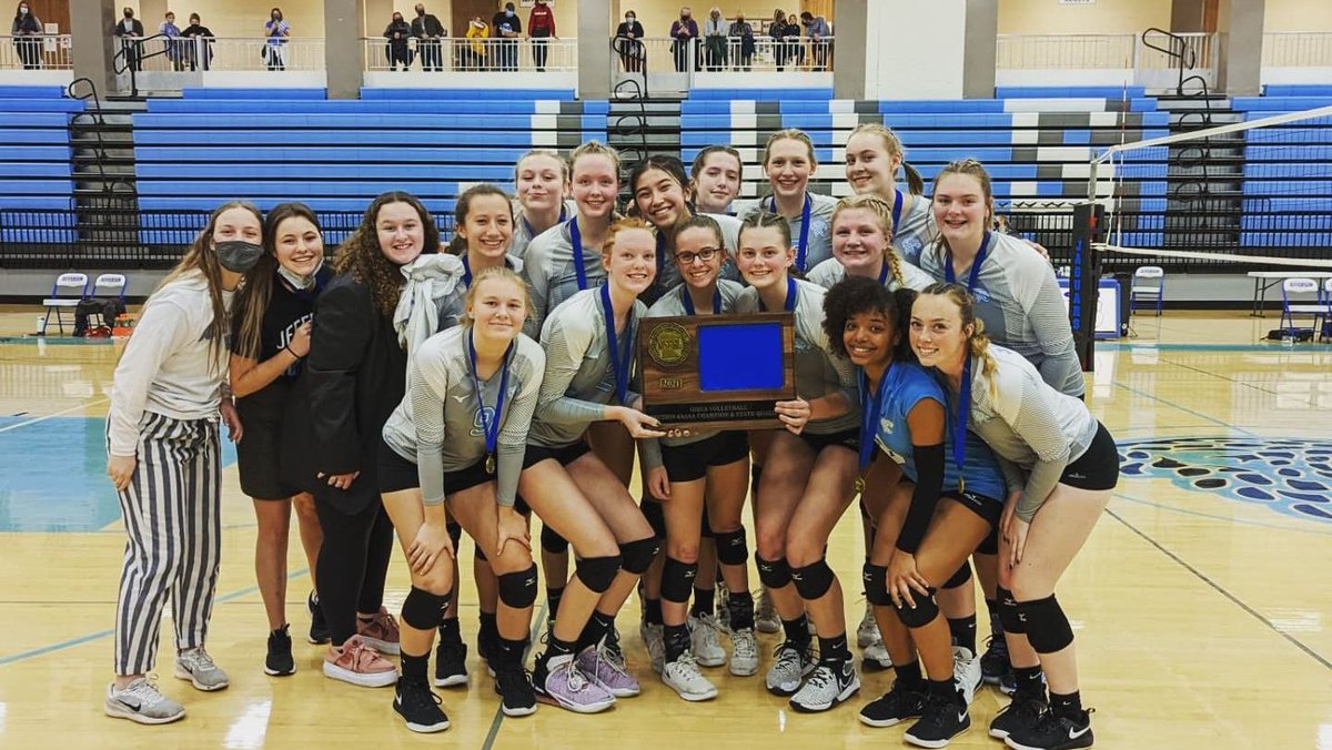 bps271's tweet image. Congratulations to the Jefferson girls volleyball team on their section championship win and qualifying for the state high school tournament. They face East Ridge HS at 3 pm Nov. 10 at Xcel Energy Center, and play again at 3 p.m. Nov. 11. #GoJags #BPSpride