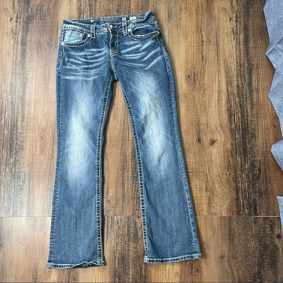 mkcrider24's tweet photo. So good I had to share! Check out all the items I'm loving on @Poshmarkapp #poshmark #fashion #style #shopmycloset #cabi #missme #hudsonjeans: https://t.co/dT7hP71GLo https://t.co/adeirV9Hkq