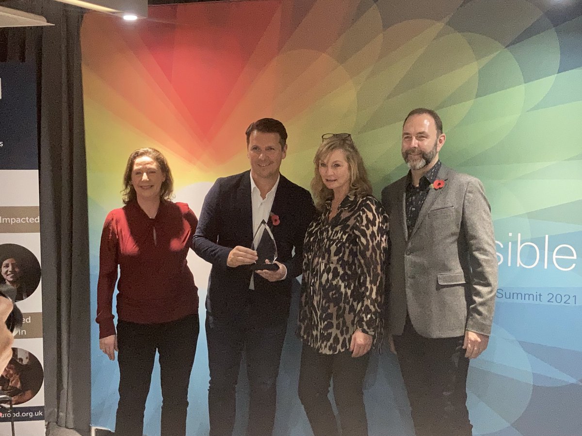 Darren Booth tweet media