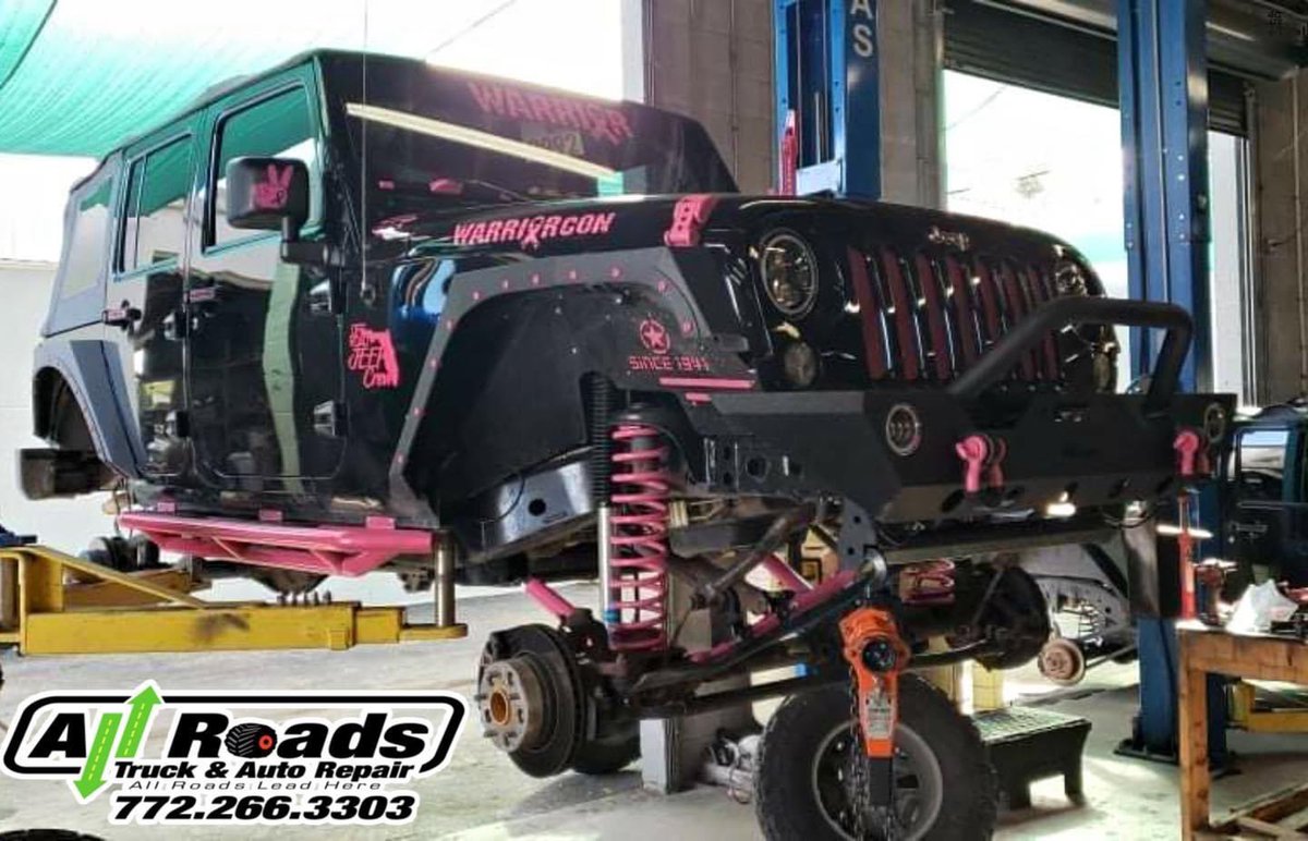 allroadsfl's tweet photo. This sexy breast cancer awareness Jeep got a custom painted 4" lift kit. 

We do all custom paint in house. Build your dream Jeep with us! 

772-266-3303 https://t.co/LG2sSCtzU6