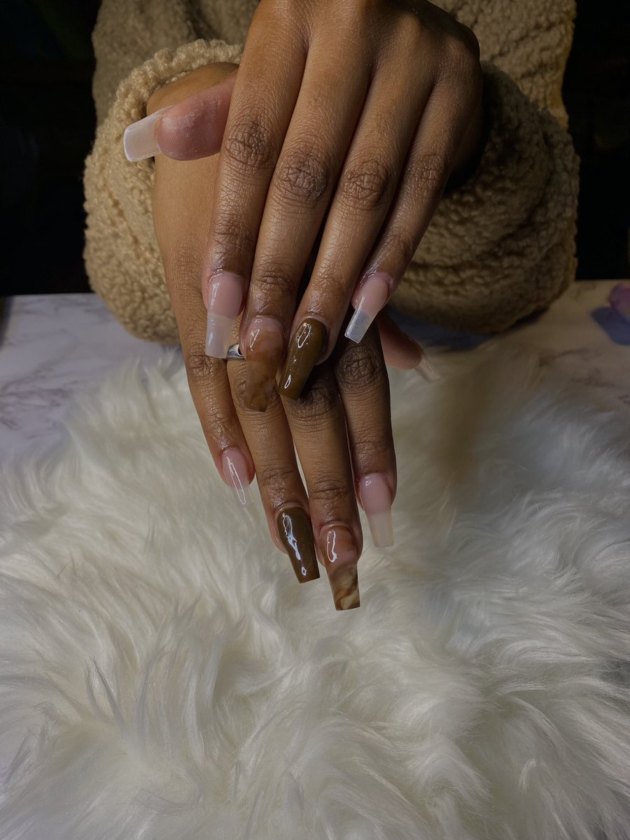 Nbsnailss's tweet photo. Book today through Instagram!! @ nbsnailss 
#phillynailtech #delconailtech #cutenails #acrylicnails #fullset #acrylics #nails https://t.co/iIQAm2Hllb